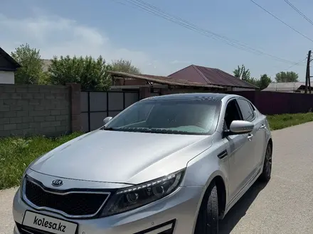 Kia K5 2013 года за 7 700 000 тг. в Алматы – фото 2