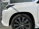 Lexus LX 570 2018 года за 48 500 000 тг. в Шымкент – фото 4