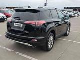 Toyota RAV4 2018 года за 8 600 000 тг. в Алматы – фото 4