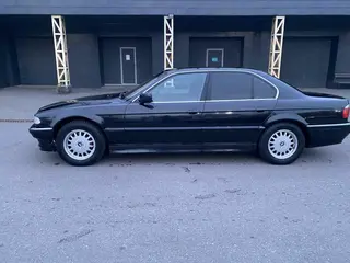 BMW 7 Series, 1998