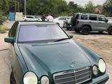 Mercedes-Benz E 230 1997 годаfor1 900 000 тг. в Шымкент