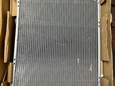 Радиатор охлаждения BMW E 46 3 серии за 50 000 тг. в Костанай – фото 2