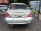 Mercedes-Benz C 180 2001 годаүшін1 850 000 тг. в Алматы – фото 3