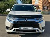 Mitsubishi Outlander 2022 годаүшін13 150 000 тг. в Алматы – фото 3