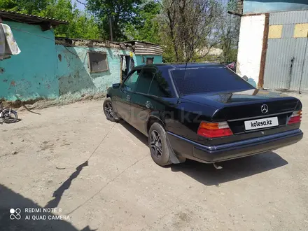 Mercedes-Benz E 230 1992 года за 2 250 000 тг. в Шелек – фото 3