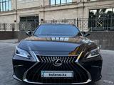 Lexus ES 250 2022 года за 21 500 000 тг. в Шымкент – фото 2
