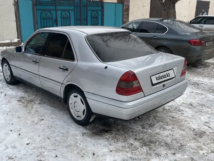 Mercedes-Benz C 280 1994 года за 2 100 000 тг. в Актобе – фото 4