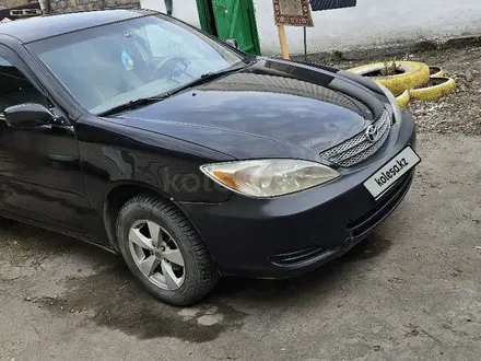 Toyota Camry 2002 года за 3 950 000 тг. в Семей – фото 2