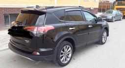 Toyota RAV4 2017 года за 13 000 000 тг. в Актау – фото 3