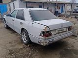 Mercedes-Benz E 230 1993 года за 500 000 тг. в Шымкент – фото 3