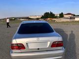 Mercedes-Benz E 280 1996 года за 2 600 000 тг. в Шолаккорган – фото 4