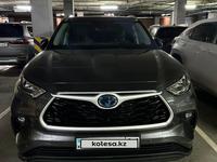 Toyota Highlander 2023 года за 25 000 000 тг. в Атырау