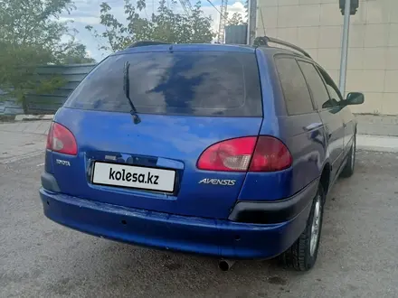 Toyota Avensis 1999 года за 1 800 000 тг. в Караганда – фото 2