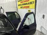 Volkswagen Golf 1998 годаүшін550 000 тг. в Астана – фото 3