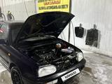 Volkswagen Golf 1998 годаүшін550 000 тг. в Астана – фото 2