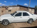 Mercedes-Benz E 230 1991 года за 700 000 тг. в Астана – фото 2