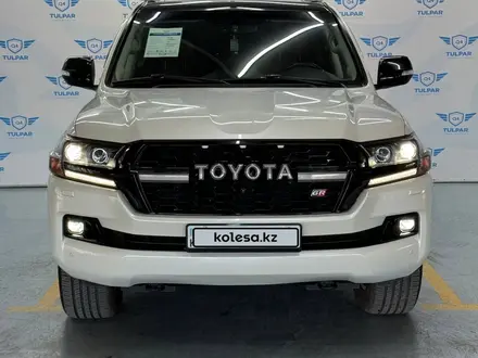 Toyota Land Cruiser 2018 года за 37 000 000 тг. в Алматы – фото 2