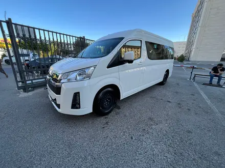 Toyota Hiace 2025 года за 49 000 000 тг. в Актау – фото 2