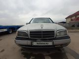 Mercedes-Benz C 180 1994 года за 1 300 000 тг. в Алматы – фото 5