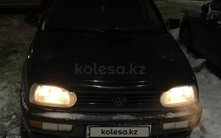 Volkswagen Golf 1993 годаүшін1 200 000 тг. в Астана