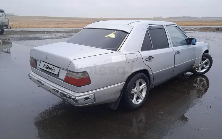 Mercedes-Benz E 200 1992 годаүшін1 000 000 тг. в Петропавловск