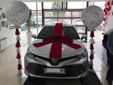 Toyota Camry 2019 года за 16 000 000 тг. в Астана