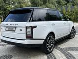 Land Rover Range Rover 2015 годаүшін33 000 000 тг. в Алматы – фото 3