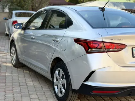 Hyundai Accent 2020 года за 5 990 000 тг. в Уральск – фото 5
