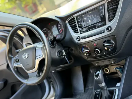 Hyundai Accent 2020 года за 5 990 000 тг. в Уральск – фото 8