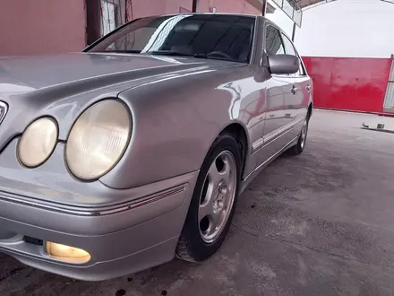 Mercedes-Benz E 280 2000 года за 5 200 000 тг. в Кызылорда – фото 2