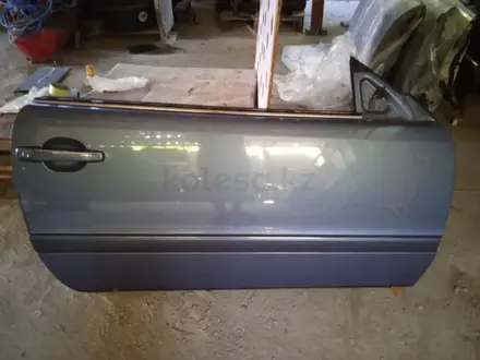 ДВЕРЬ ОРИГИНАЛ Mercedes benz CLK W 208 за 40 000 тг. в Астана