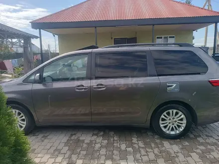 Toyota Sienna 2015 года за 14 200 000 тг. в Алматы – фото 8