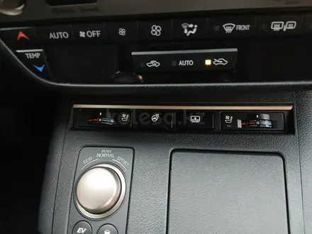 Lexus ES 300h 2013 года за 11 000 000 тг. в Алматы – фото 13