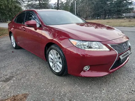 Lexus ES 300h 2013 года за 11 000 000 тг. в Алматы – фото 15