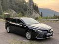 Toyota Camry 2023 года за 14 200 000 тг. в Алматы – фото 3