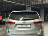 Toyota Highlander 2019 года за 14 200 000 тг. в Алматы – фото 4