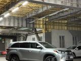 Toyota Highlander 2019 года за 14 200 000 тг. в Алматы