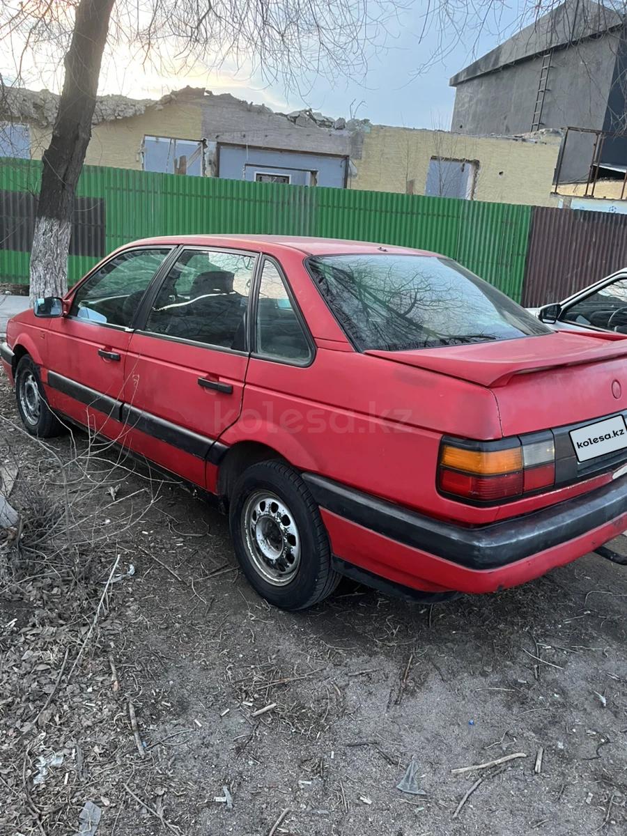 Volkswagen Passat 1992 г.