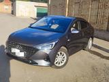 Hyundai Accent 2021 года за 9 150 000 тг. в Караганда – фото 2