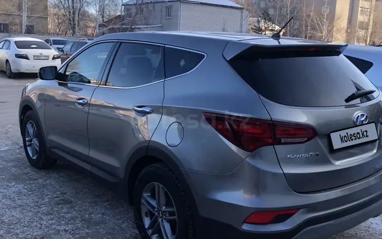 Hyundai Santa Fe 2018 года за 11 700 000 тг. в Астана