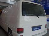 Volkswagen Transporter 1997 годаүшін3 800 000 тг. в Шымкент – фото 2
