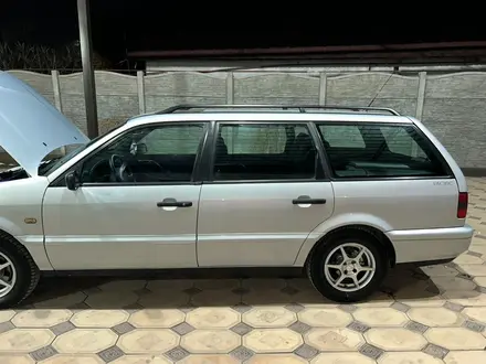 Volkswagen Passat 1996 года за 2 850 000 тг. в Тараз – фото 23