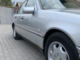 Mercedes-Benz C 230 1997 годаүшін4 200 000 тг. в Алматы – фото 4