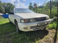 Nissan Sunny, 1998