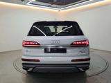 Audi Q7 2023 года за 39 303 120 тг. в Алматы – фото 4