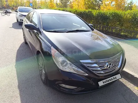 Hyundai Sonata 2011 года за 6 000 000 тг. в Мерке – фото 3