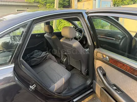 Audi A6 1997 года за 2 600 000 тг. в Алматы – фото 28
