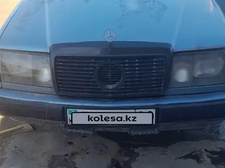 Mercedes-Benz E 250 1991 года за 550 000 тг. в Жезказган