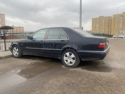 Mercedes-Benz S 320 1997 года за 3 500 000 тг. в Астана – фото 4