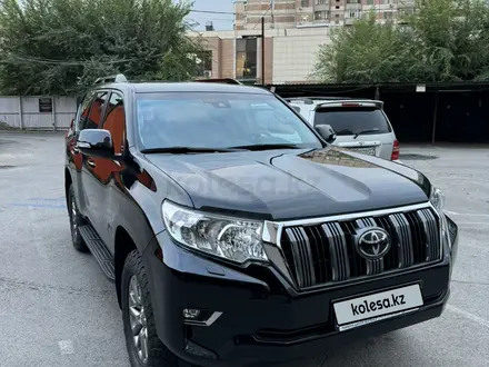 Toyota Land Cruiser Prado 2022 года за 25 700 000 тг. в Алматы